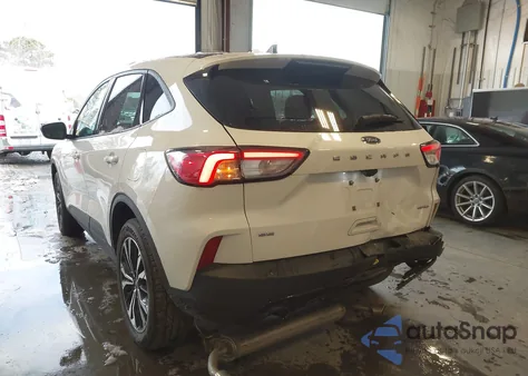 2022 Ford Escape Se z USA, uszkodzony, nr VIN 1FMCU9G61NUB61758